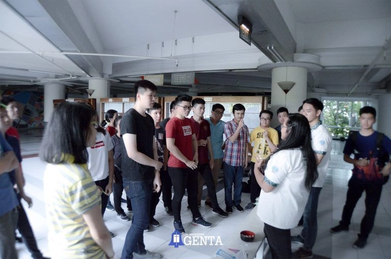 Bermain dan Belajar Berorganisasi Melalui Simulasi