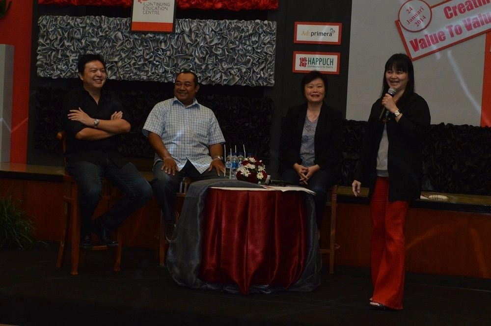 CEC UK Petra Rayakan Ulang Tahun Dengan Seminar Komunitas Bisnis