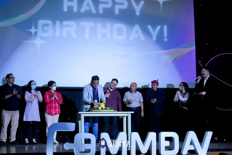 Commday 2023: Bergandeng Tangan, Taklukkan Mimpi Bersama