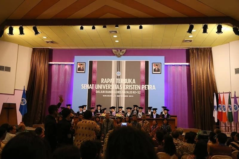 DIES NATALIS KE – 52 UNIVERSITAS KRISTEN PETRA