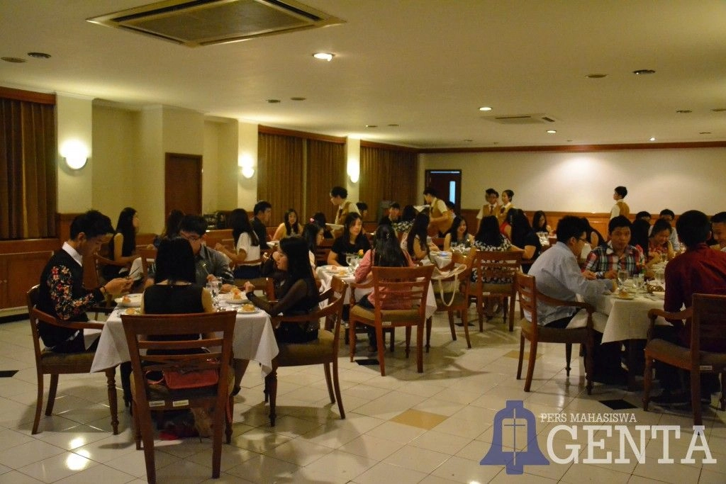 Elegansi Dalam Tata Cara Makan