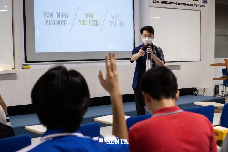 Kembangkan Kritik Menjadi Karya