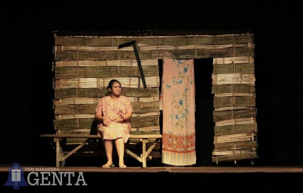 Larut Bersama Indahnya Teater