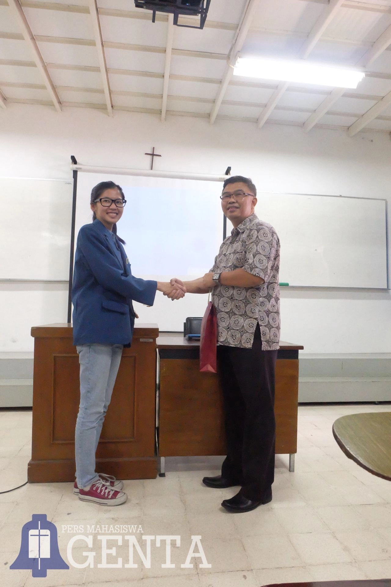 Mahasiswa Sastra Inggris di Pusaran MEA
