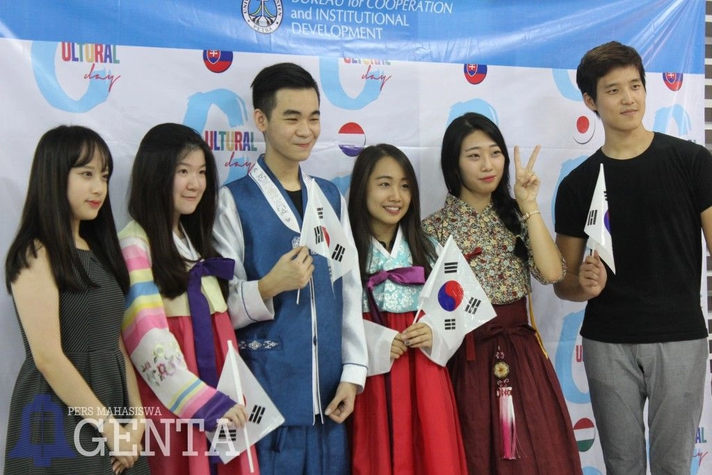 Mencicip Korea Selatan di P9