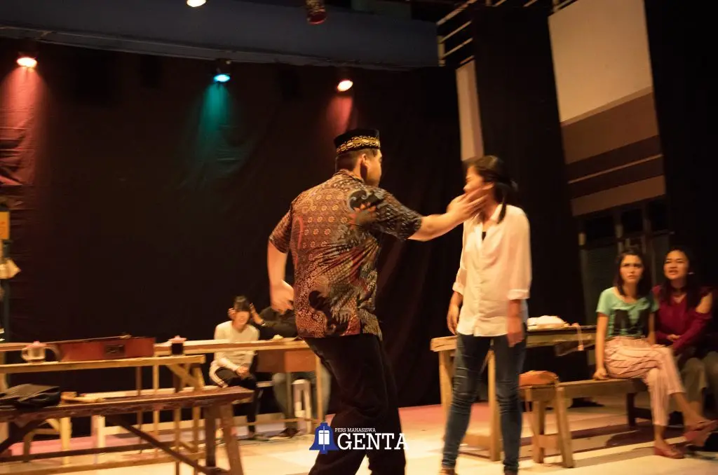 Pentas Studi Teater Rumpun Padi: Membangun Pendidikan, Membangun Generasi