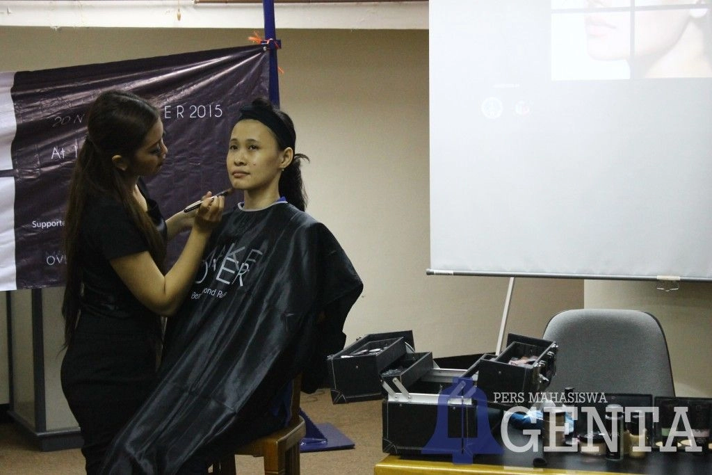 Pentingnya First Impression yang Menawan