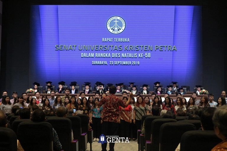 Semangat UK Petra Kian Membara di Usia ke-58