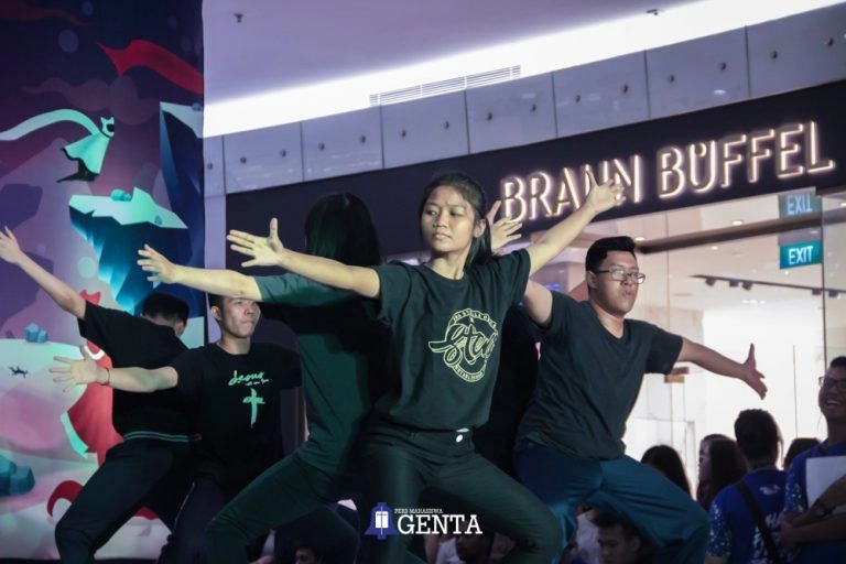 Show Your Move Through Petra Motion!