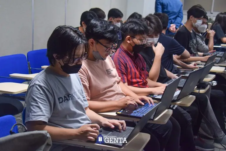 Tingkatkan Mutu Pribadi, Hadapi Arus Teknologi