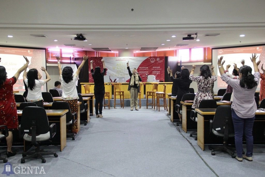 Wanita, Duplikasi, dan Manajemen