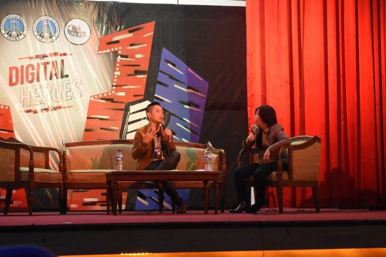 Yuk, Bincang-bincang Dengan Ernest Prakarsa